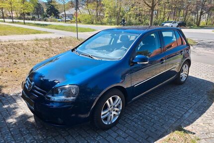 VW Golf 96.000 km 2.900 &euro; Borkheide 14822