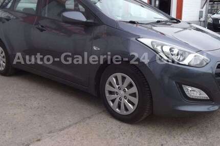 Hyundai i30 110.400 km 7.799 &euro; Berlin 12277