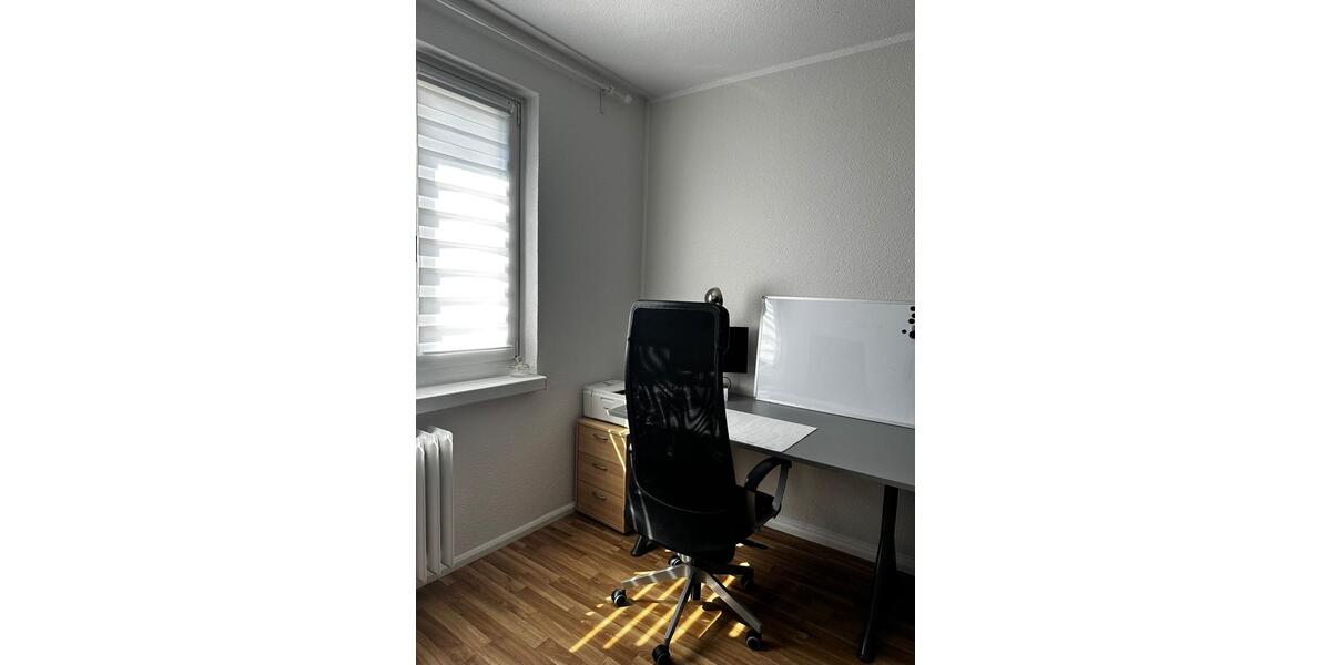 Etagenwohnung Hennigsdorf - 3 Zimmer, 65 m&sup2;, 922&euro; | Angebot:26257753