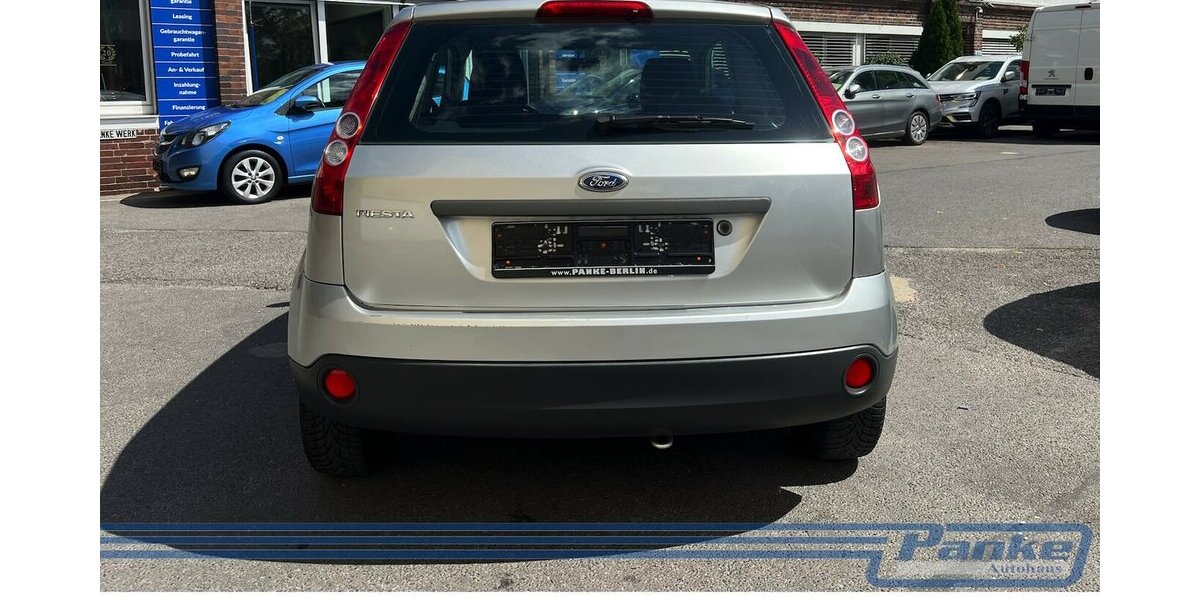 Ford Fiesta Ambiente 1.3*Radio/CD*AUX*Klima* 245.511 km 1.790 &euro; Berlin 13187