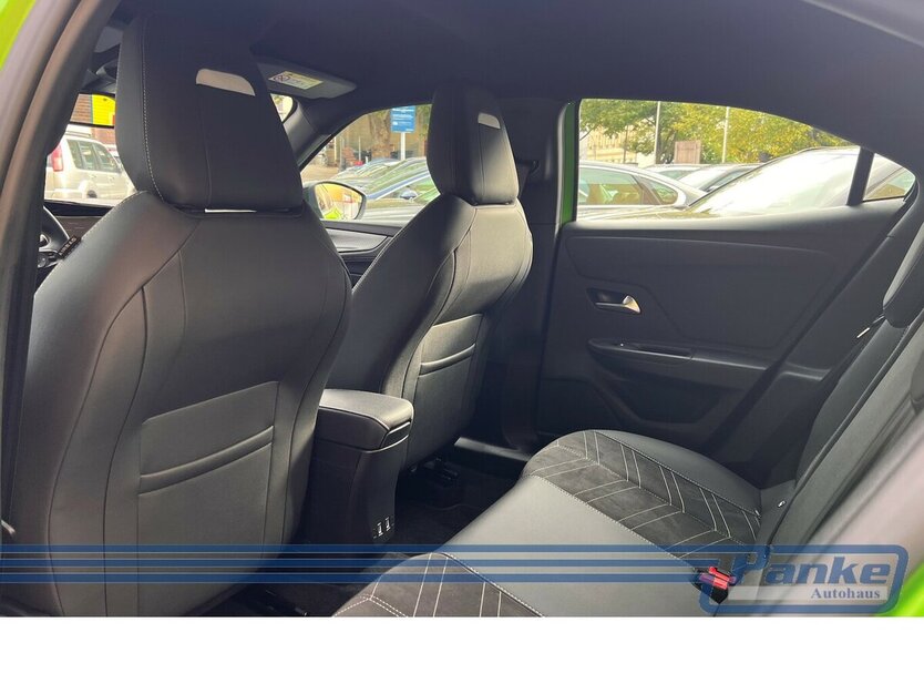 Opel Mokka 1.2 Ultimate*LED*NAV*ACC*360°*TotWinkel* 8.839 km 18.990 € Berlin 13187