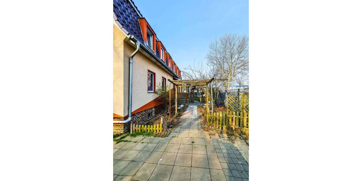 Einfamilienhaus Ludwigsfelde - 4 Zimmer, 278 m&sup2;, 650.000&euro; | Angebot:24487223