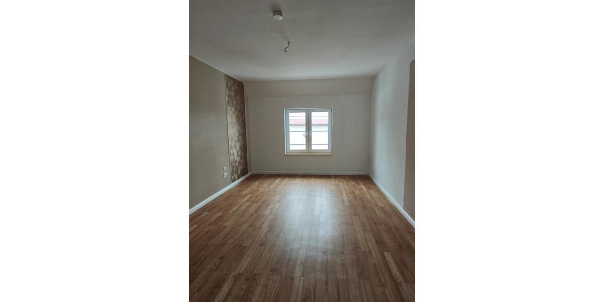 Etagenwohnung Groß Kreutz (Havel) - 4 Zimmer, 125 m&sup2;, 1.350&euro; | Angebot:24793589