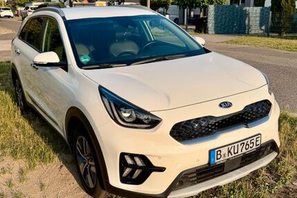 Kia Niro 133.000 km 13.900 &euro; Berlin 12621