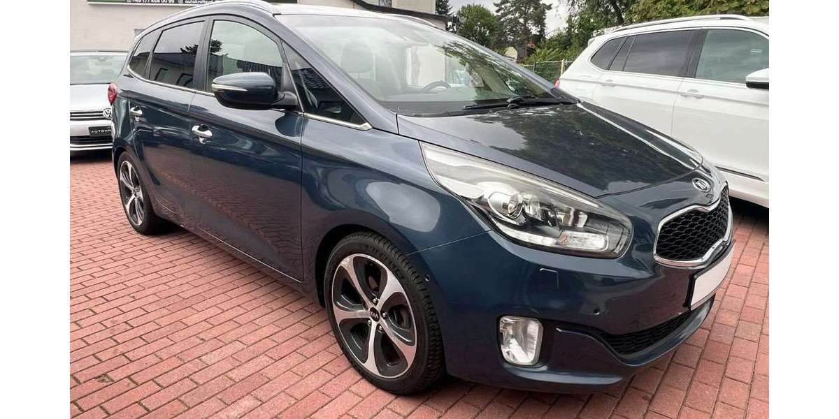Kia Carens 147.000 km 8.400 &euro; Berlin 12349