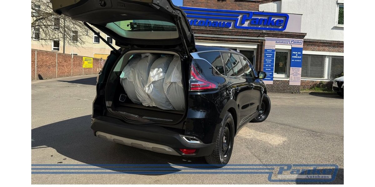 Renault Espace Initiale Paris*Pano*7-Sitz*HUD*TV*1-Hand* 141.944 km 16.490 &euro; Berlin 13187