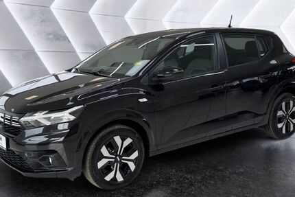 Dacia Sandero 12.902 km 19.490 &euro; Berlin 13051