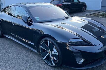 Porsche Taycan 113.950 km 22.999 &euro; Berlin 13187