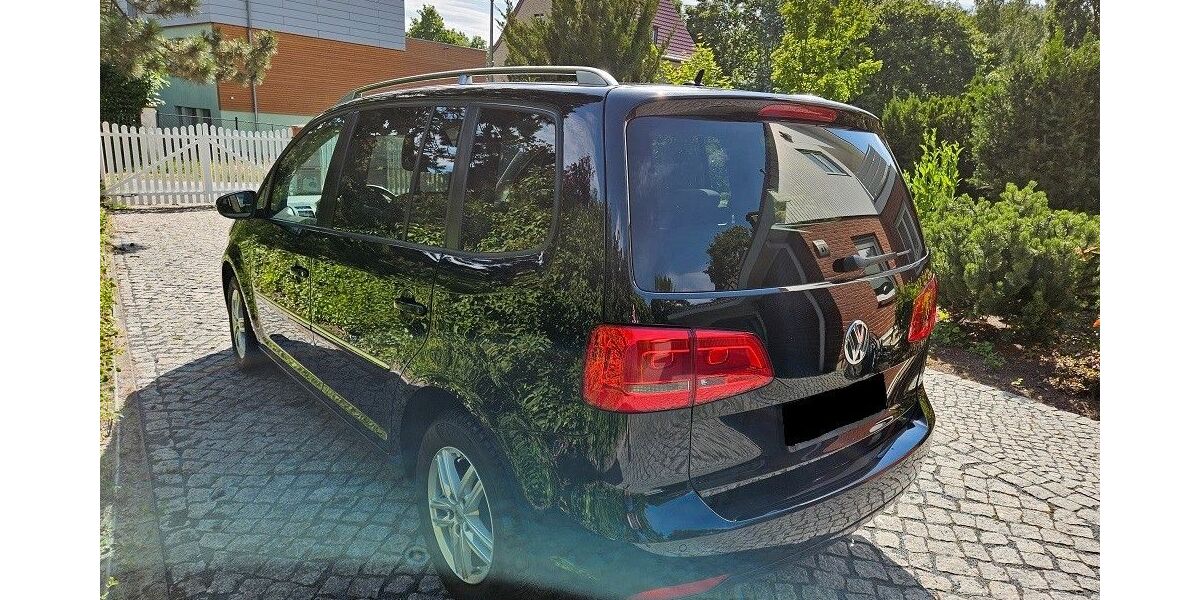 VW Touran 101.000 km 10.980 &euro; Berlin 12623