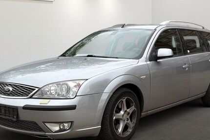 Ford Mondeo 234.169 km 699 € Berlin 12681