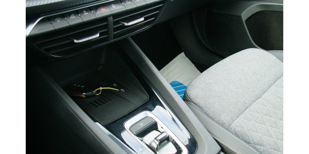 Skoda Octavia 2.0TDi Sportline LED 360º Canton HUD 39.383 km 31.890 &euro; Falkensee 14612