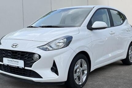 Hyundai i10 44.679 km 14.750 € Potsdam 14469
