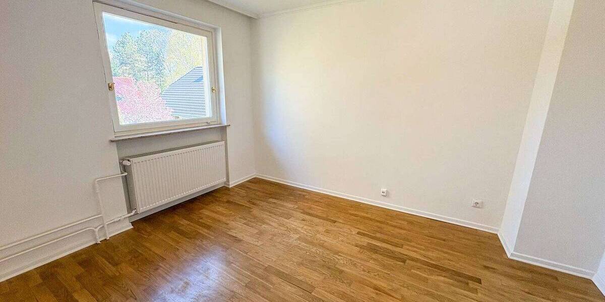 Reihenendhaus Berlin Lichtenrade - 4 Zimmer, 101 m&sup2;, 2.200&euro; | Angebot:26362135