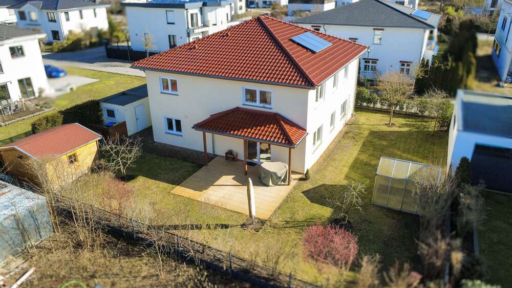 Einfamilienhaus Potsdam Krampnitz - 7 Zimmer, 226 m&sup2;, 790.000&euro; | Angebot:25393310