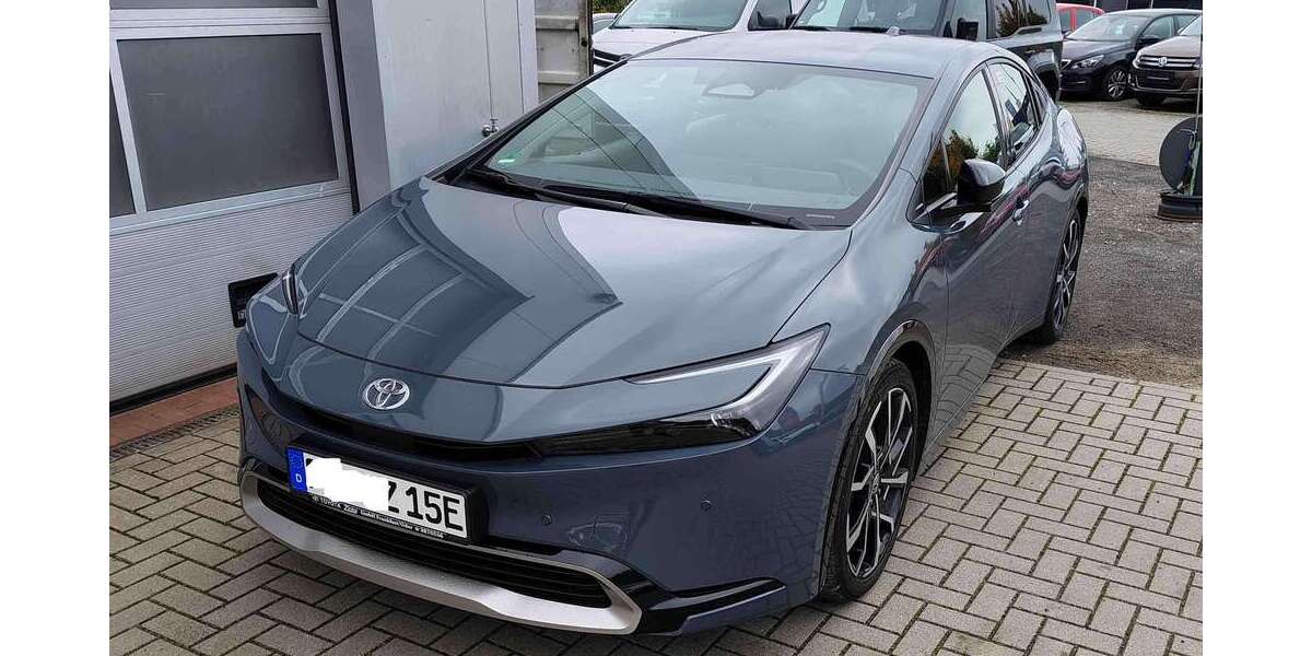 Toyota Prius 33.000 km 34.900 &euro; Berlin 10409