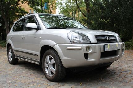 Hyundai TUCSON 131.000 km 5.800 &euro; Berlin 10785