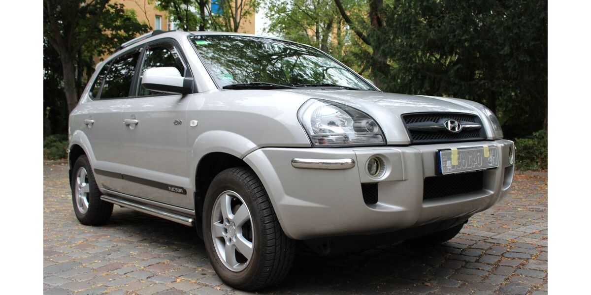 Hyundai TUCSON 131.000 km 5.800 &euro; Berlin 10785