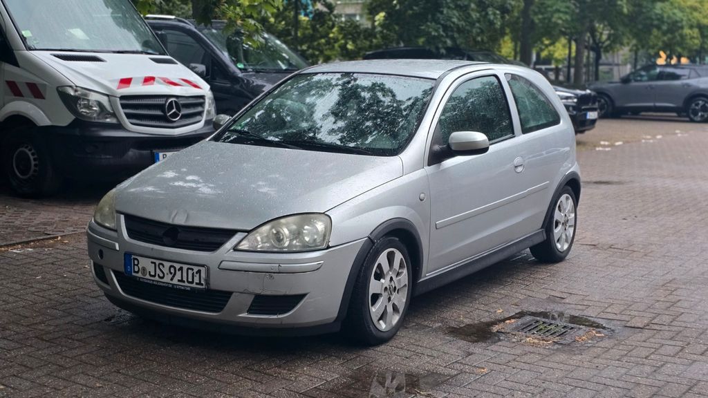 Opel Corsa 158.000 km 1.900 &euro; Berlin 13353