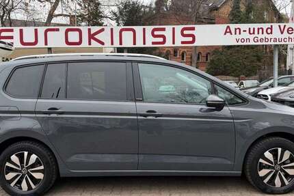 VW Touran 15.000 km 31.600 &euro; Berlin 10787