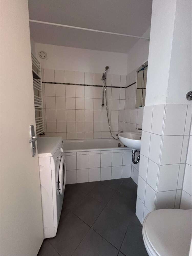 Wohnung zum Mieten in Berlin 392,98 € 41.63 m²