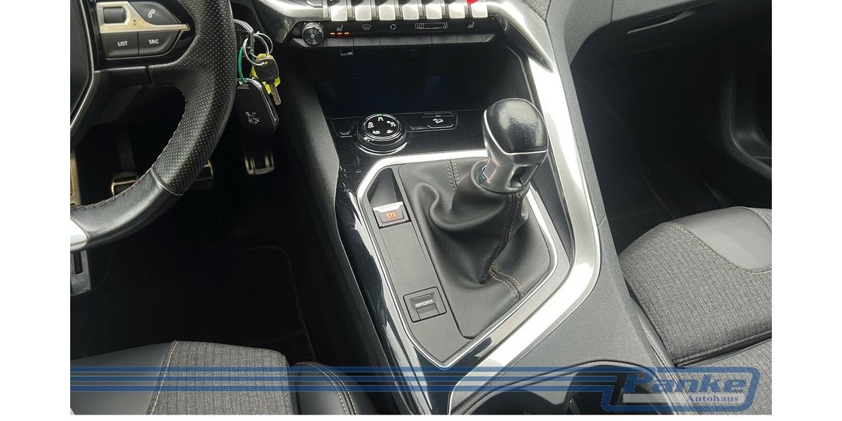 Peugeot 5008 GT-line*7-Sitz*LED*Massage*Memory*Digi* 134.439 km 15.990 &euro; Berlin 13187