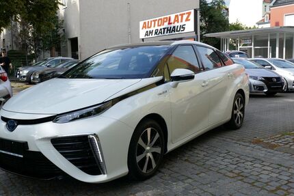 Toyota Mirai 115.080 km 12.950 € Berlin-Tempelhof 12105