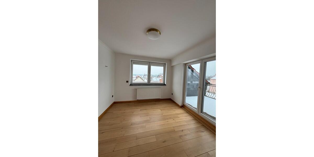 Dachgeschoßwohnung Ludwigsfelde - 3 Zimmer, 70 m&sup2;, 1.100&euro; | Angebot:25087158