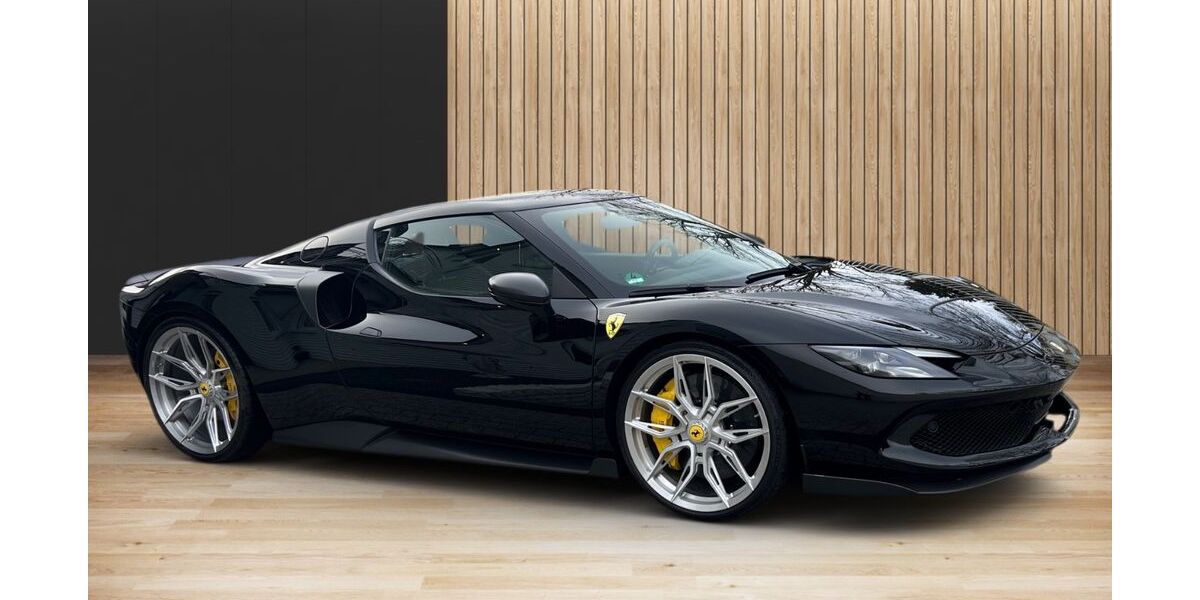 Ferrari 296 GTB 4.000 km 339.990 € BERLIN 13581