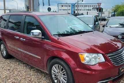Chrysler Grand Voyager 126.374 km 16.999 &euro; Potsdam 14480