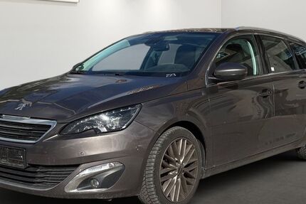 Peugeot 308 186.355 km 4.999 &euro; Berlin 12681