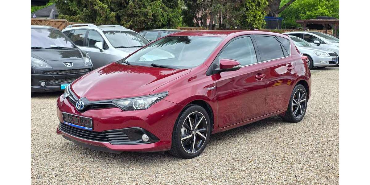 Toyota Auris 59.679 km 15.999 &euro; Berlin 13589
