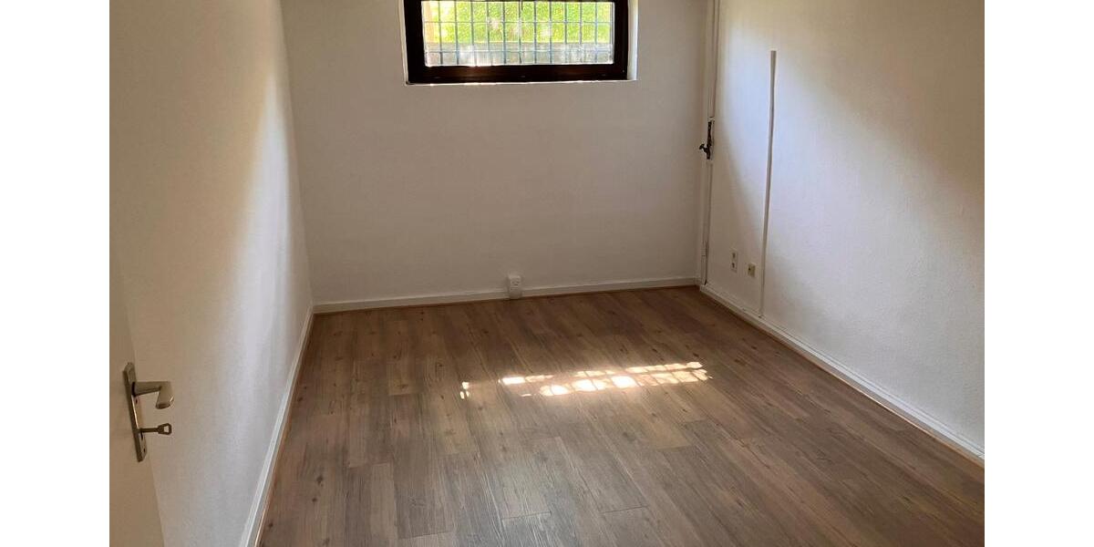 Bungalow Berlin Steglitz-Zehlendorf - 5 Zimmer, 170 m&sup2;, 2.900&euro; | Angebot:25519736
