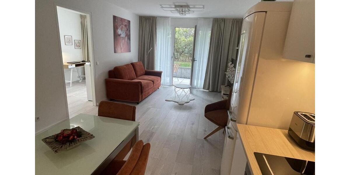 Erdgeschoßwohnung Berlin - 3 Zimmer, 71 m&sup2;, 1.950&euro; | Angebot:26683038