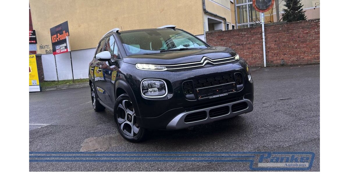 Citroen C3 Aircross 1.2 PT 110 Shine S&S*Pano*HUD*AHK*NV 106.353 km 9.990 € Berlin 13187