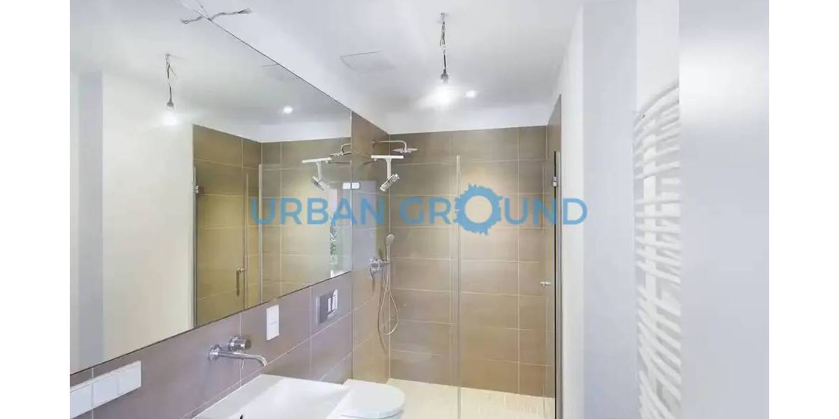 Etagenwohnung Berlin Mitte - 3 Zimmer, 81 m&sup2;, 2.160&euro; | Angebot:26451651