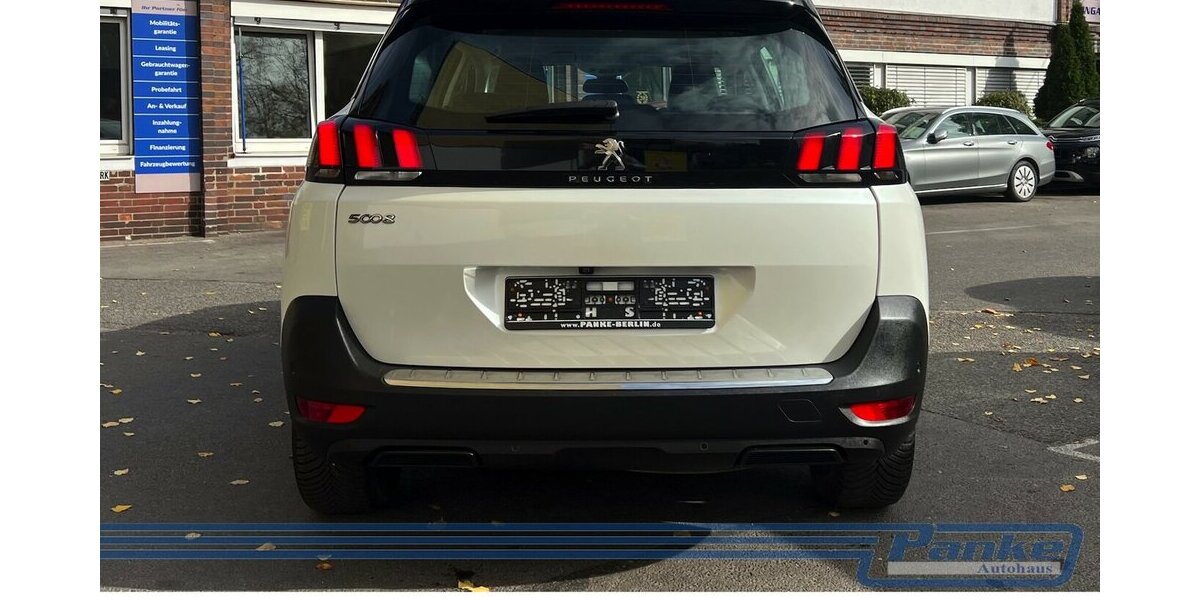 Peugeot 5008 Allure*F+R-Cam*7-Sitz*digital*SHZ*Navi* 157.316 km 14.990 &euro; Berlin 13187