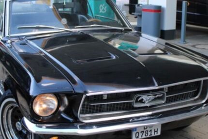 Ford Mustang 272.041 km 25.000 &euro; Berlin 13591