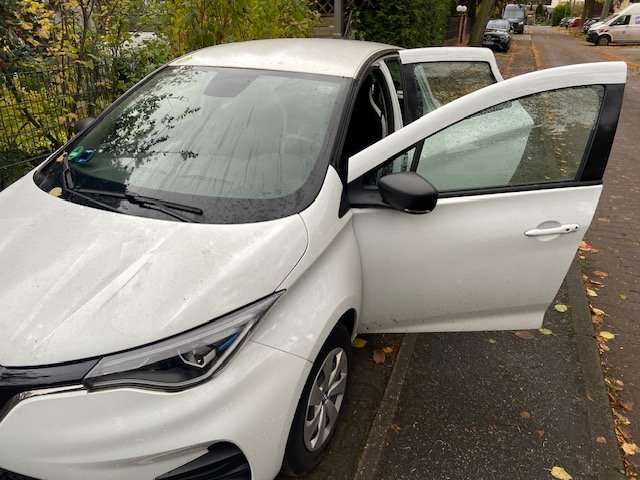 Renault ZOE 16.600 km 15.490 € Berlin Spandau 13589