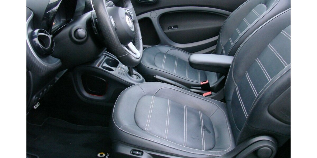Smart Cabrio Prime LED Leder JBL Spurhalteassistent 93.124 km 13.980 &euro; Falkensee 14612