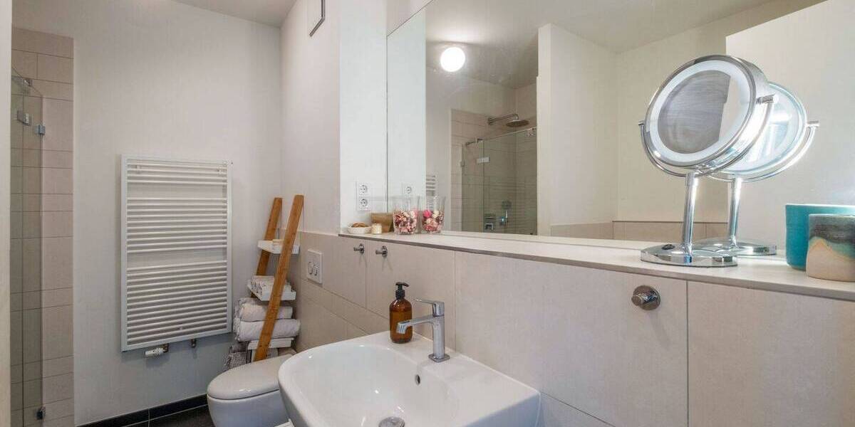 Etagenwohnung Berlin Friedrichshain - 3 Zimmer, 96 m&sup2;, 2.650&euro; | Angebot:26857089