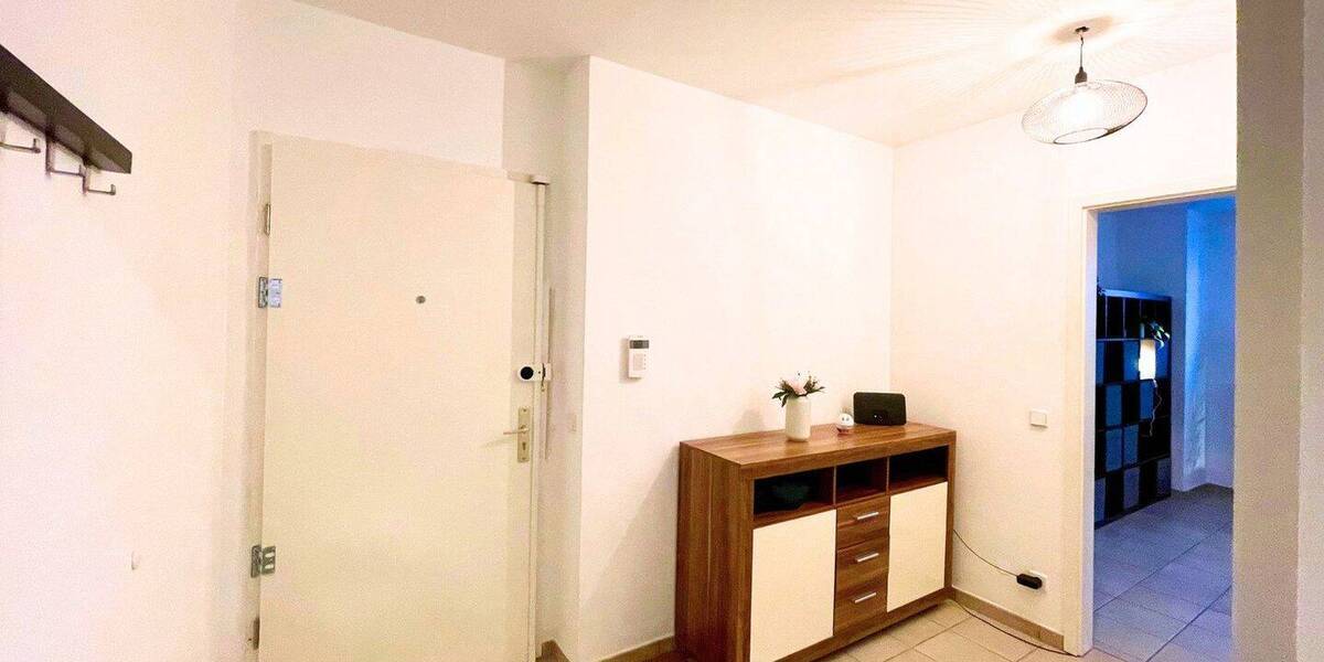 Etagenwohnung Berlin Charlottenburg - 2 Zimmer, 73 m&sup2;, 1.800&euro; | Angebot:26257986