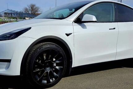 Tesla Model Y 78.000 km 31.000 &euro; Berlin 12277