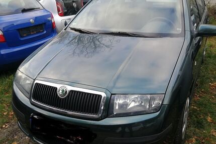Skoda Fabia 106.000 km 2.950 € Schönefeld OT-Waltersdorf 12529