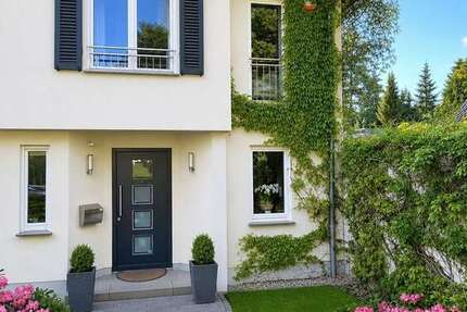 Haus Kleinmachnow - 5 Zimmer, 140 m&sup2;, 795.000&euro; | Angebot:27074810