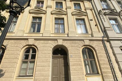 Schicke vier Zimmer Wohnung mit Balkon mitten in der Innenstadt 4 zimmer