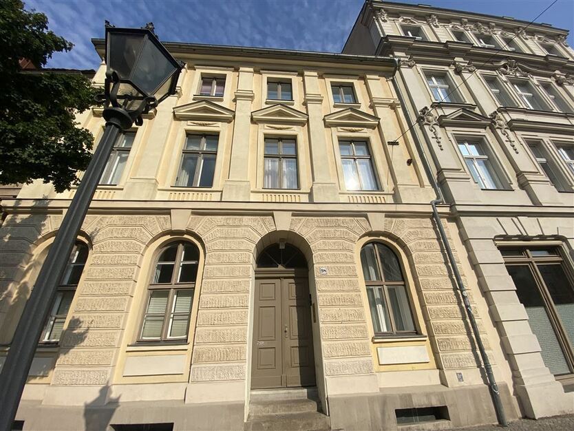 Schicke vier Zimmer Wohnung mit Balkon mitten in der Innenstadt 4 zimmer