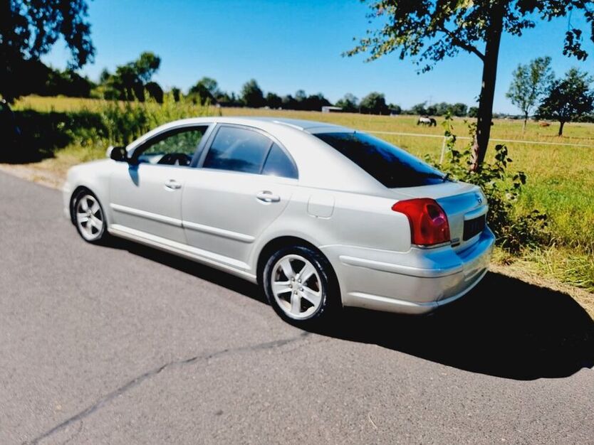 Avensis