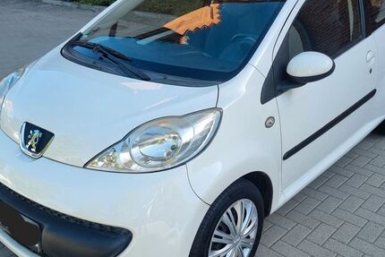 Peugeot 107 117.800 km 3.990 &euro; Berlin 12489