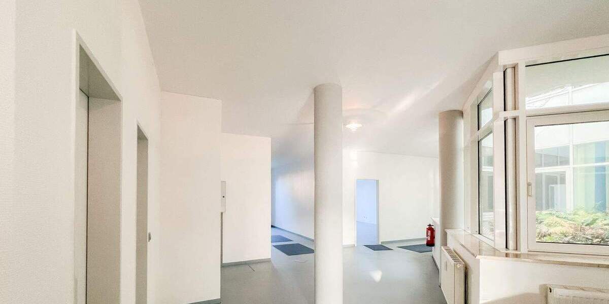 Mehrfamilienhaus, Wohnhaus Stahnsdorf - 5 Zimmer, 253 m&sup2;, 2.406&euro; | Angebot:25737106