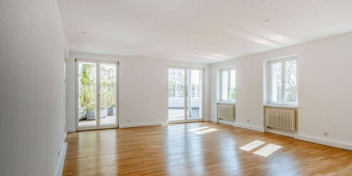 Etagenwohnung Berlin Kreuzberg - 5 Zimmer, 251 m&sup2;, 4.200&euro; | Angebot:26392789